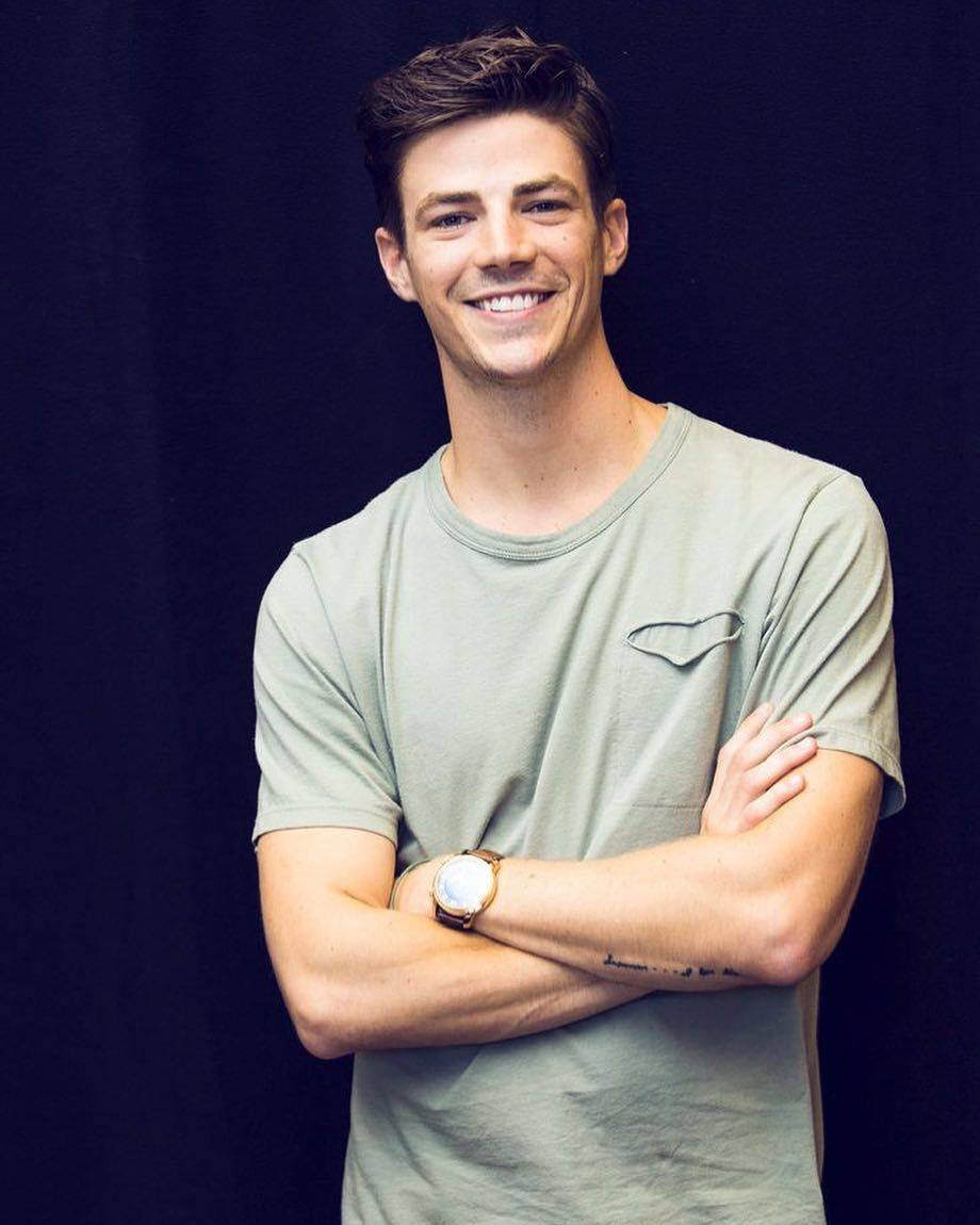 Grant Gustin full body