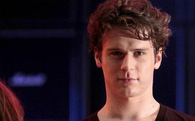 Jonathan groff