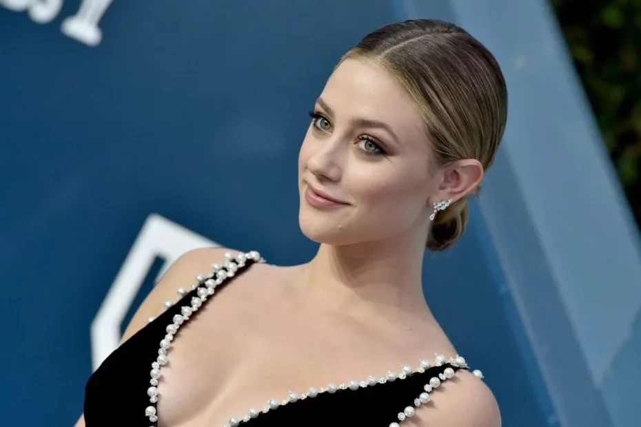 Lili Reinhart (640x426)