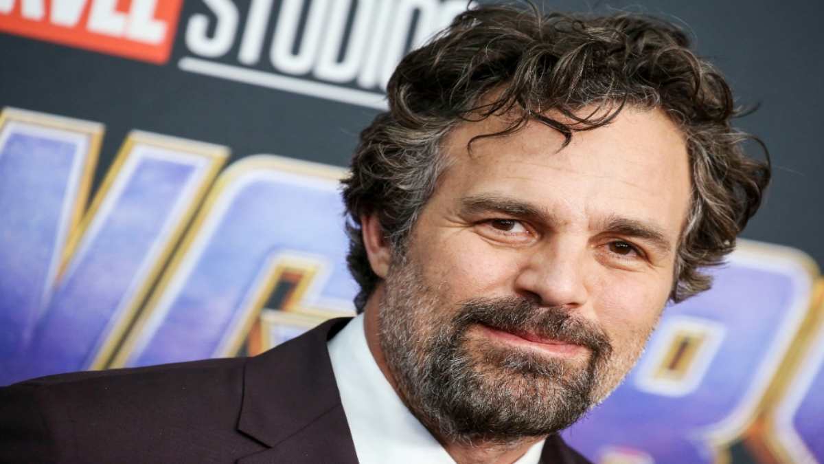 Tutta la luce che non vediamo: teaser trailer della serie Netflix evento  con Mark Ruffalo 