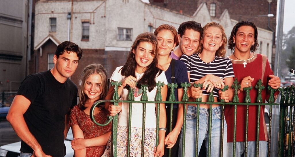 Heartbreak High Serie TV Vintage su Netflix . Who Magazine(1500X800)