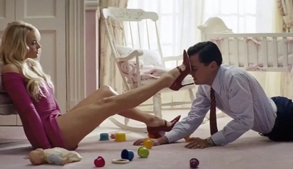 Margot Robbie e Leonardo Di Caprio in The Wolf of Wall Street - da Davidemaggio.it (1200X802)