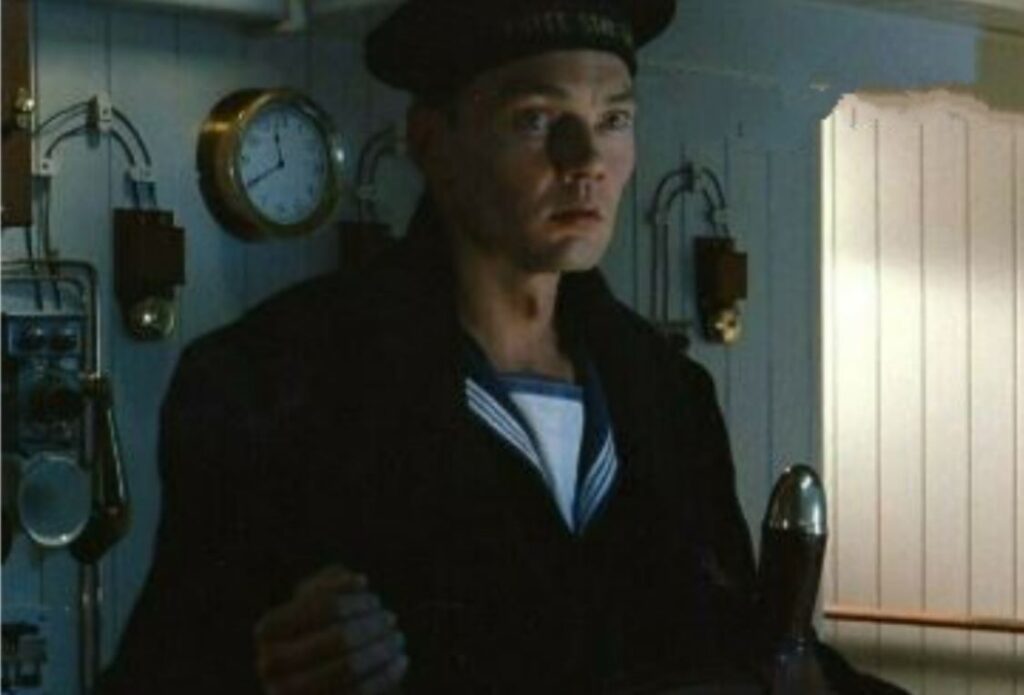 Paul Brightwell alias Robert Hichens al timone del Titanic - Google immagini