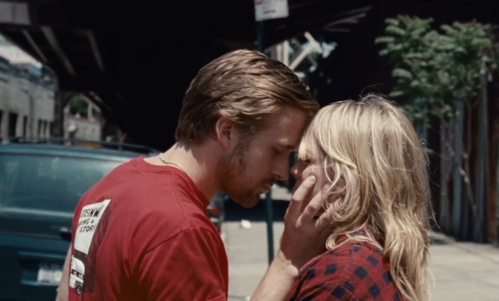 Ryan Gosling e Michelle Williams in una scena di Blue Valentine, tra i Migliori film d'amore (640x360)