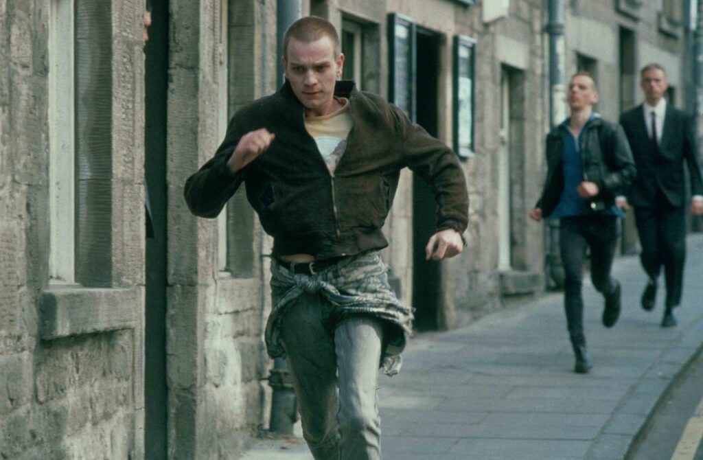 Un'immagine del film Trainspotting, un film da vedere assolutamente