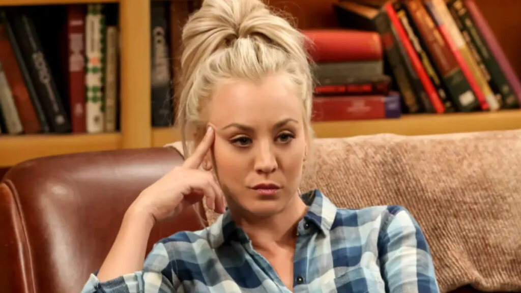 Un'immagine di Kaley Cuoco, interprete di Penny, nella serie The Big Bang Theory: uno di quei personaggi da finali alternativi