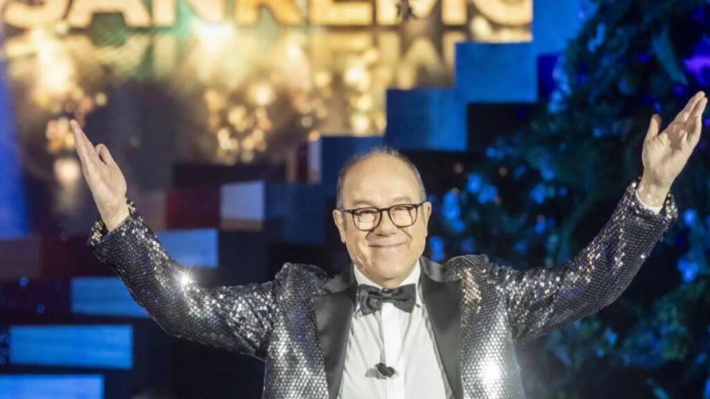 Carlo Verdone conduce Sanremo in una scena di Vita da Carlo 3