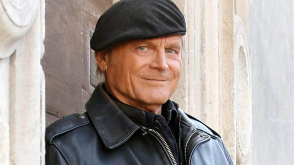 Terence Hill nel ruolo di Don Matteo ritorna in una puntata di Don Matteo 14