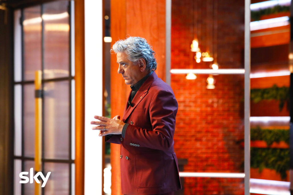 Giorgio Locatelli a MasterChef 14, immagini concesse da Sky Italia