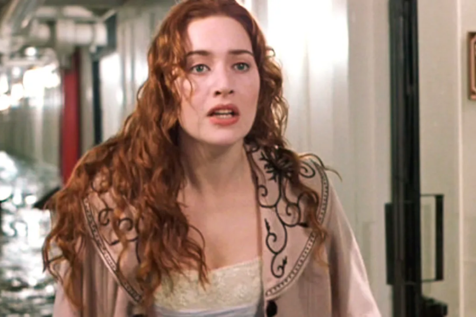 Kate Winslet in un'iconica scena di Titanic