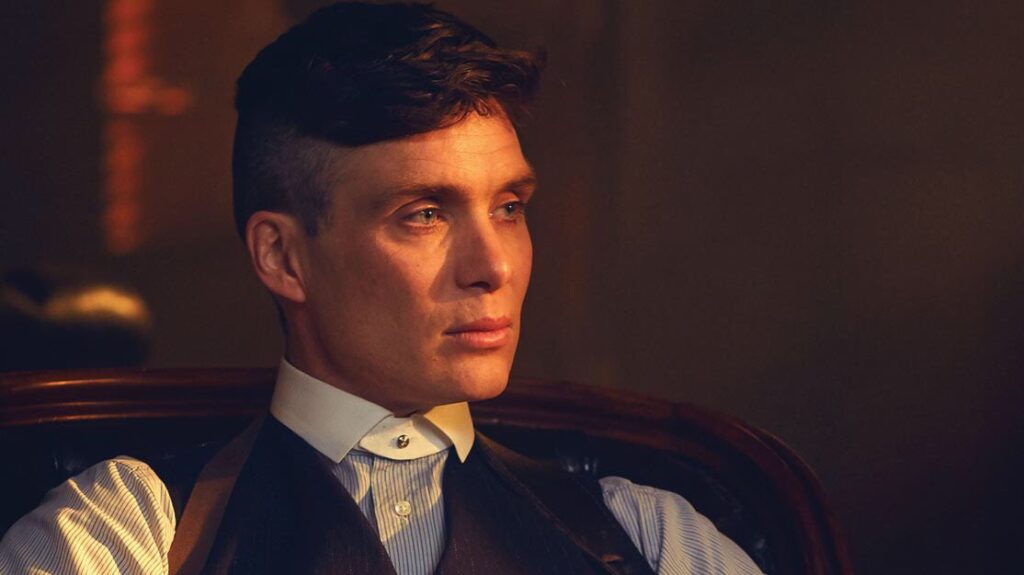 Cillian Murphy nel ruolo di Thomas Shelby in Peaky Blinders