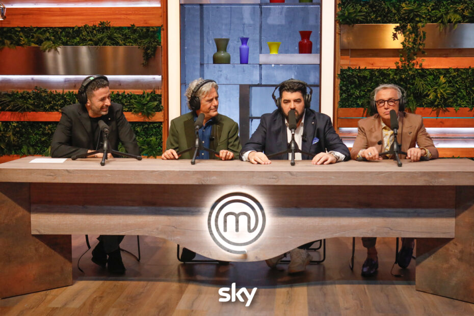 I giudici di MasterChef 14 con Pablo Trincia, immagini concesse da Sky Italia