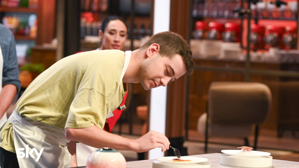 Jack assaggia i piatti stellati all'Invention test di Masterchef 14 - Immagini concesse da Sky Italia