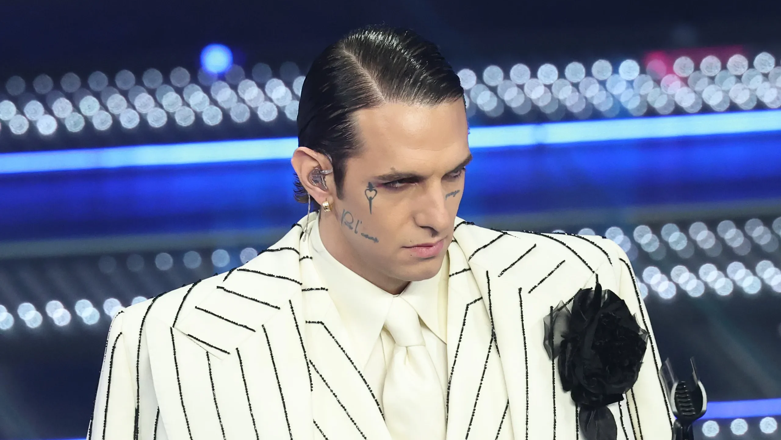 Achille Lauro alla seconda serata di Sanremo 2025 - Credits: Rai Uno