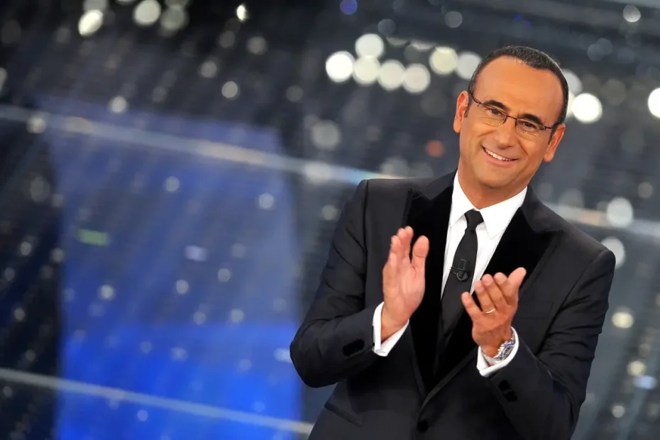 Carlo Conti in un'immagine di Sanremo 2025