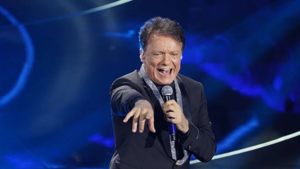 Massimo Ranieri nella terza puntata di Sanremo 2025