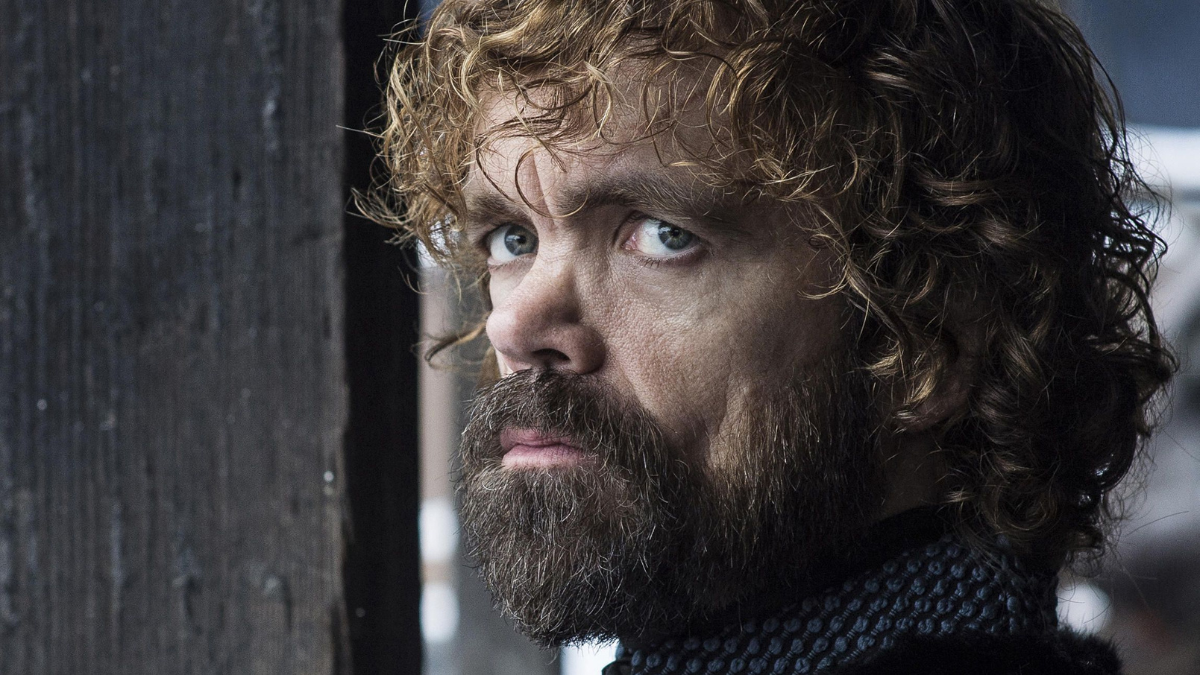 peter dinklage in una scena tratta da Game of Thrones