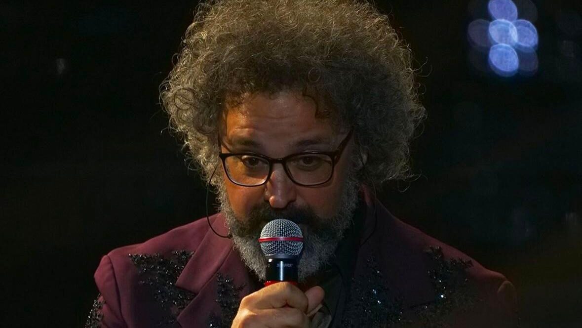 Simone Cristicchi alla prima serata di Sanremo 2025 - Credits: Rai Uno 