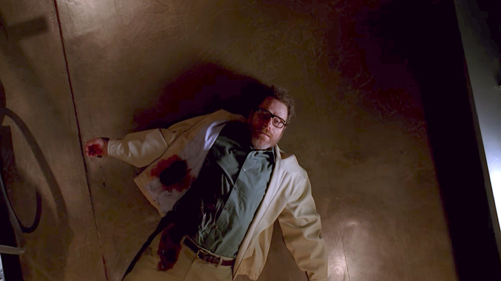 Walter White in una scena finale di Breaking Bad, tra le migliori Serie Tv da vedere