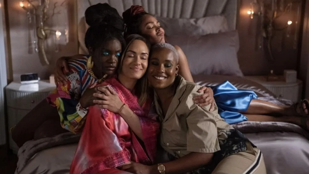 Meagan Good,Jerrie Johnson, Rachel True, e Grace Byers in una scena di Harlem 3, tra le Serie Tv da vedere su Amazon Prime Video