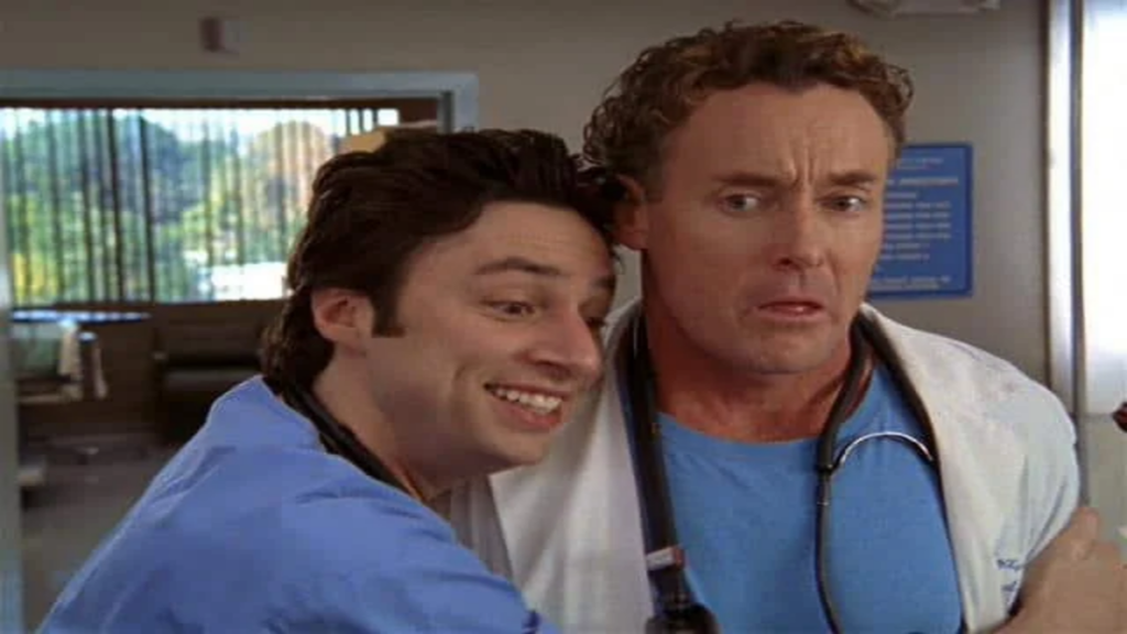 Il Dott. Cox e J.D in una scena di Scrubs, tra le migliori Serie Tv da vedere comedy